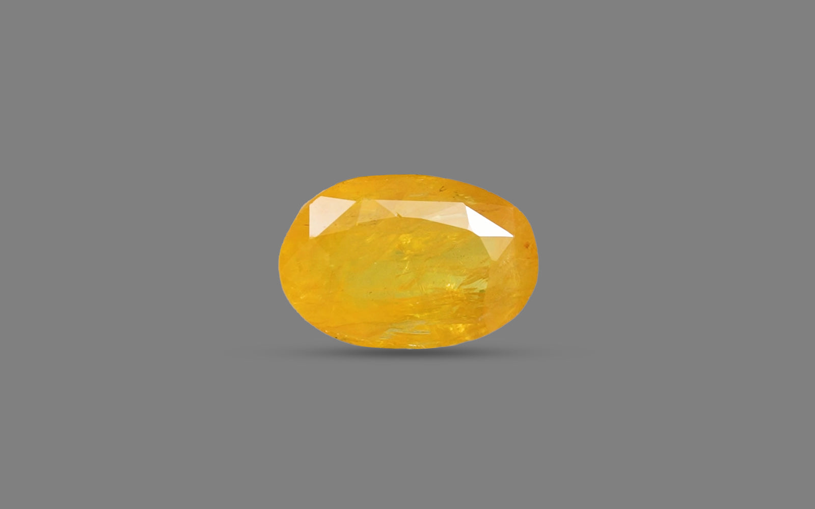 Yellow Sapphire (Pukhraj) – 3.63 Carat / 4 Ratti [GM10026]