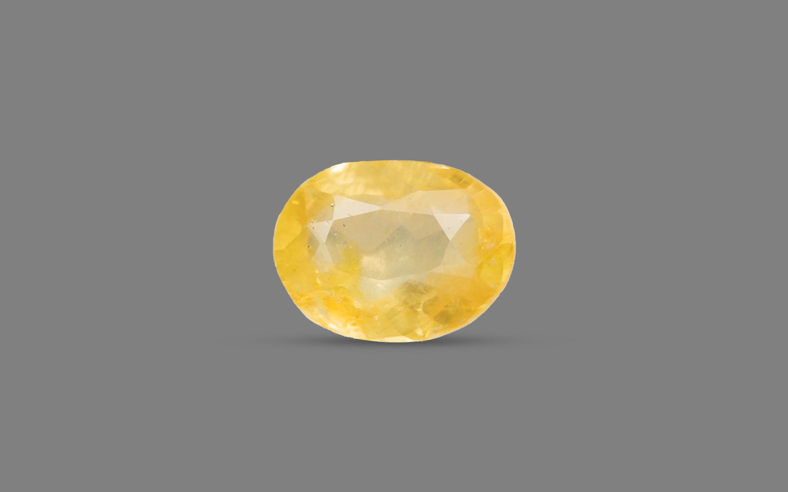 Yellow Sapphire (Pukhraj) – 4.44 Carat / 4.9 Ratti [GM10093]